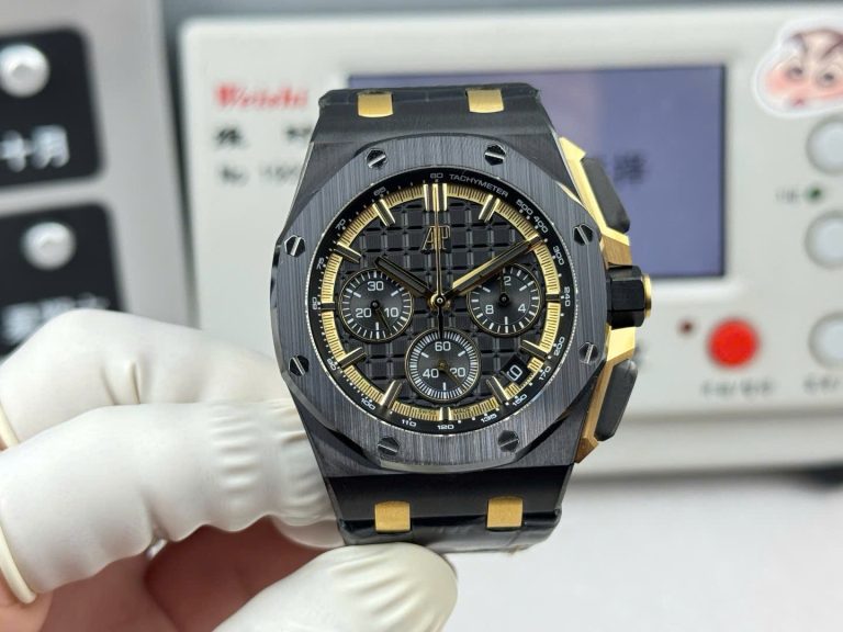 Audemars Piguet Royal Oak Offshore Chronograph 26420CE 43mm Black Ceramic (Super Clone) Black Dial on Rubber Strap – Automatic Movement