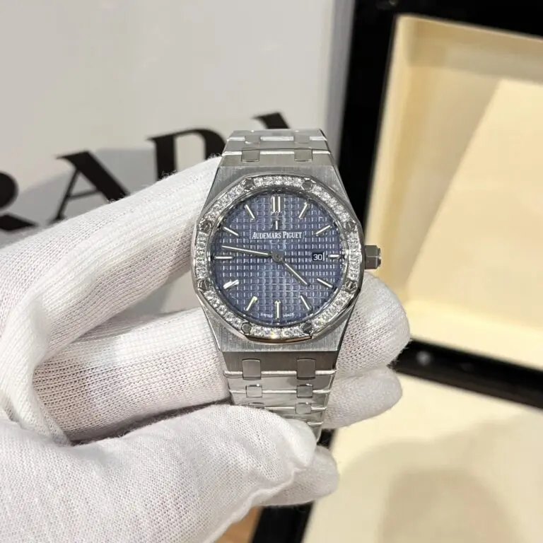 Audemars Piguet Royal Oak 33mm SS (Super Clone) Silver Dial with Diamond Accents on Stainless Steel Bracelet