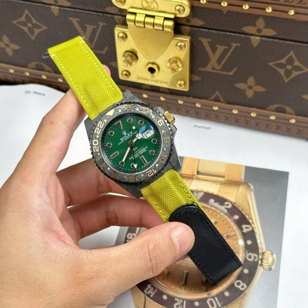 Rolex GMT-Master II DIW 40mm Carbon-Style Case (DIW Factory Super Clone) Green Dial on Black Rubber Strap – Super Copy 3285